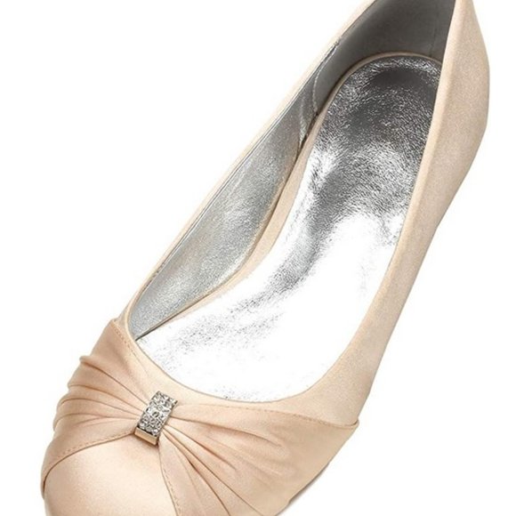 Champagne women's size 12 dress shoes - Picture 1 of 1